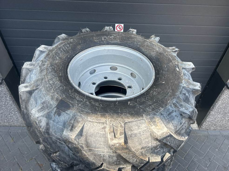 Manitou MRT2145-Mitas 18-19.5-Tire/Reifen/Band - Pneus et jantes pour Engins de chantier: photos 2 Manitou MRT2145-Mitas 18-19.5-Tire/Reifen/Band - Pneus et jantes pour Engins de chantier: photos 2