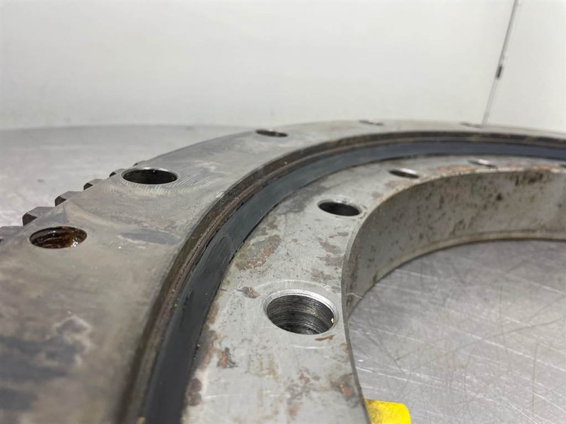 Mecalac 11CX-9E-1Z25-0675-0145-Slewing ring/Drehkranz - Frame/ Châssis pour Engins de chantier: photos 3 Mecalac 11CX-9E-1Z25-0675-0145-Slewing ring/Drehkranz - Frame/ Châssis pour Engins de chantier: photos 3