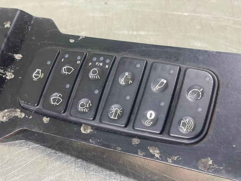 Mecalac 12MTX-6160071-Control cluster/Auftragstastatur - Cabine et intérieur pour Engins de chantier: photos 5 Mecalac 12MTX-6160071-Control cluster/Auftragstastatur - Cabine et intérieur pour Engins de chantier: photos 5