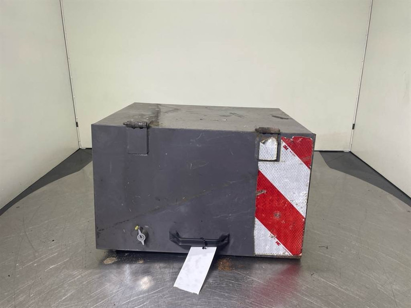 Mecalac 12MTX - Toolbox/Werkzeugkasten/Gereedschapskist - Frame/ Châssis pour Engins de chantier: photos 1 Mecalac 12MTX - Toolbox/Werkzeugkasten/Gereedschapskist - Frame/ Châssis pour Engins de chantier: photos 1