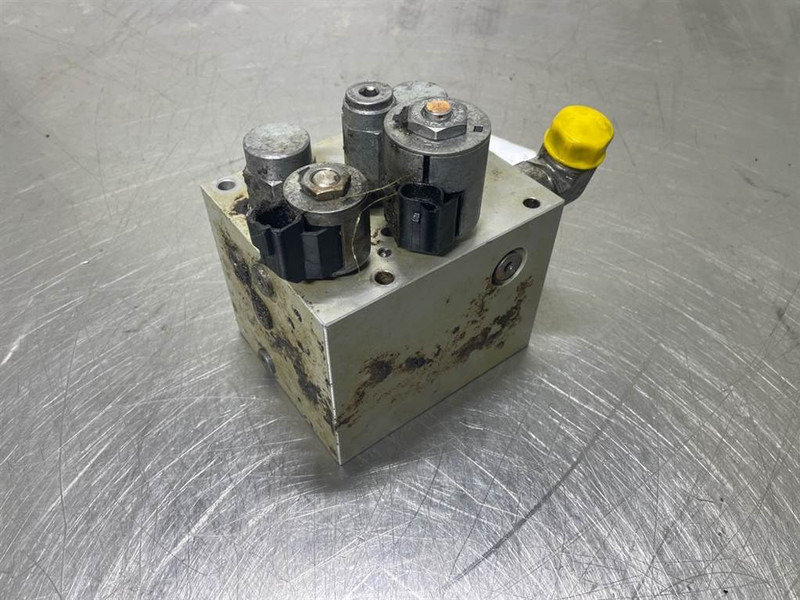 New Holland W110C-CNH 8500565-Valve/Ventile/Ventiel - Hydraulique pour Engins de chantier: photos 2 New Holland W110C-CNH 8500565-Valve/Ventile/Ventiel - Hydraulique pour Engins de chantier: photos 2