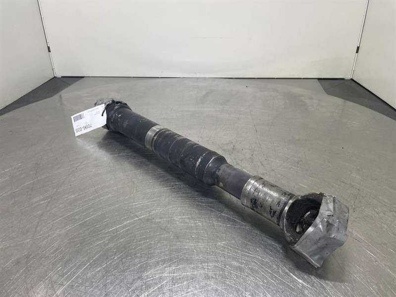 New Holland W110C - CSN - Propshaft/Gelenkwelle/Cardanas - Essieu et pièces pour Engins de chantier: photos 2 New Holland W110C - CSN - Propshaft/Gelenkwelle/Cardanas - Essieu et pièces pour Engins de chantier: photos 2