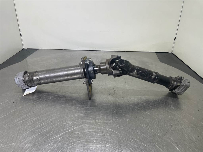 New Holland W110C - Propshaft/Gelenkwelle/Cardanas - Essieu et pièces pour Engins de chantier: photos 1 New Holland W110C - Propshaft/Gelenkwelle/Cardanas - Essieu et pièces pour Engins de chantier: photos 1