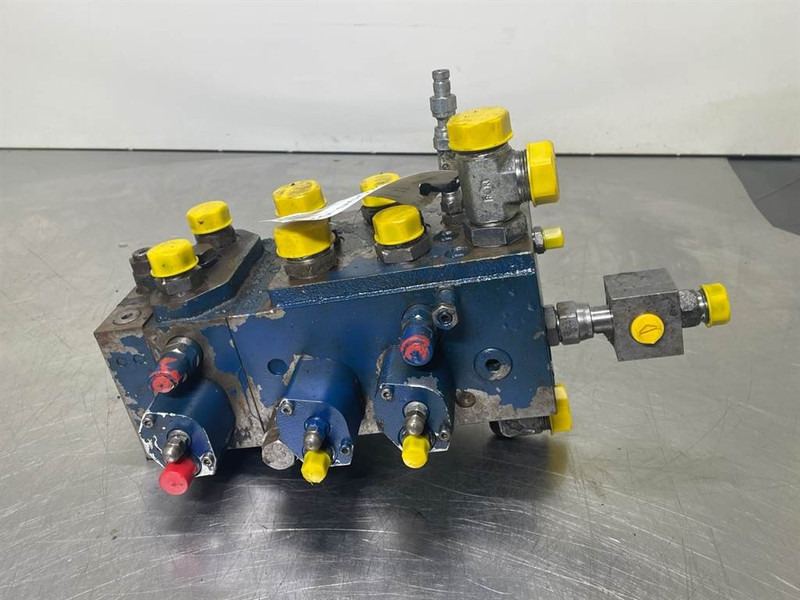 New Holland W110C-Rexroth M6-1213-00/3M6-Valve/Ventile - Hydraulique pour Engins de chantier: photos 1 New Holland W110C-Rexroth M6-1213-00/3M6-Valve/Ventile - Hydraulique pour Engins de chantier: photos 1