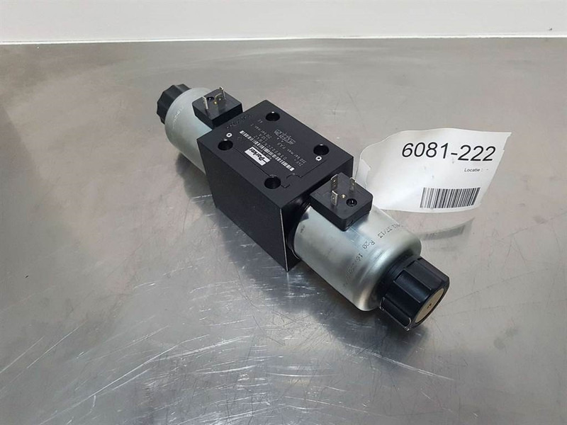 Parker D3W002CNJW42 - Valve/Ventile/Ventiel - Hydraulique pour Engins de chantier: photos 2 Parker D3W002CNJW42 - Valve/Ventile/Ventiel - Hydraulique pour Engins de chantier: photos 2