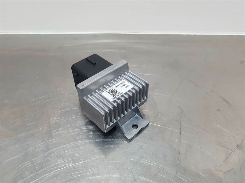 Perkins 854E-E34TA-5801401694-Relay/Relais/Glow plug - Système électrique pour Engins de chantier: photos 1 Perkins 854E-E34TA-5801401694-Relay/Relais/Glow plug - Système électrique pour Engins de chantier: photos 1
