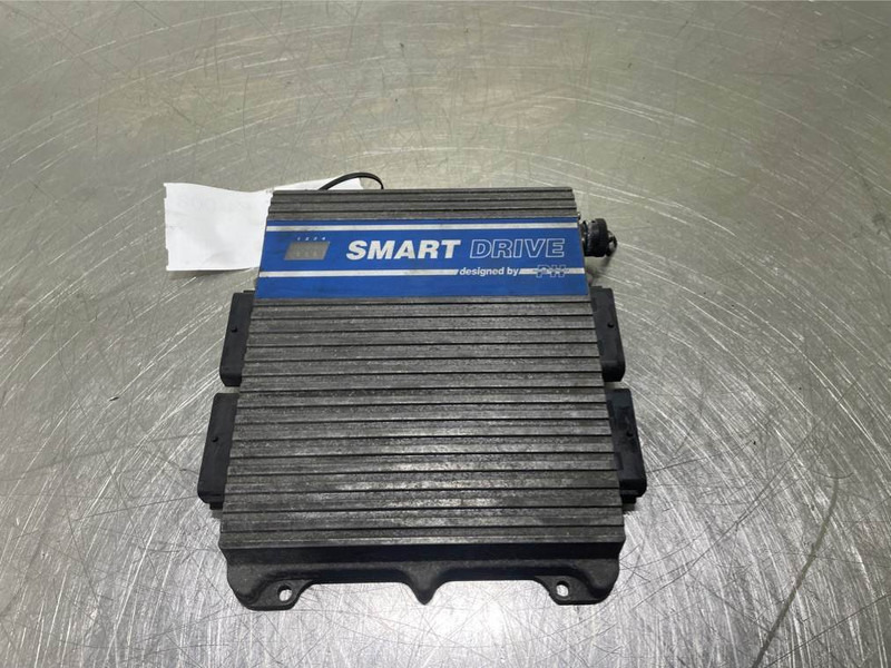 Poclain Smart Drive - ECU/Control box/Steuermodul - Système électrique pour Engins de chantier: photos 1 Poclain Smart Drive - ECU/Control box/Steuermodul - Système électrique pour Engins de chantier: photos 1