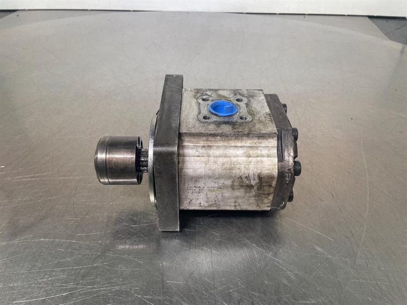 Sauer Danfoss SNP3NN/044RN06-111.25.220.0A-Gearpump/Tandwielpomp - Hydraulique pour Engins de chantier: photos 4 Sauer Danfoss SNP3NN/044RN06-111.25.220.0A-Gearpump/Tandwielpomp - Hydraulique pour Engins de chantier: photos 4