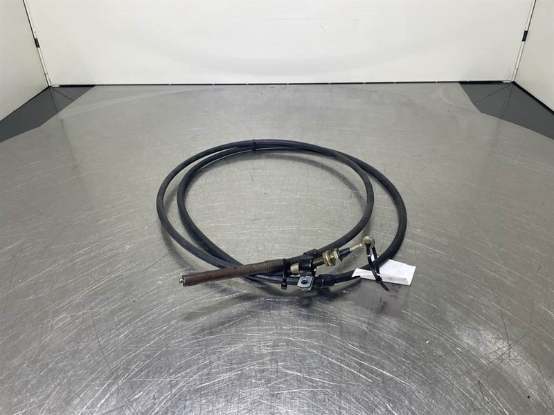 Schaeff SKL834-0461527025/6451371000-Handbrake cable - Frame/ Châssis pour Engins de chantier: photos 2 Schaeff SKL834-0461527025/6451371000-Handbrake cable - Frame/ Châssis pour Engins de chantier: photos 2