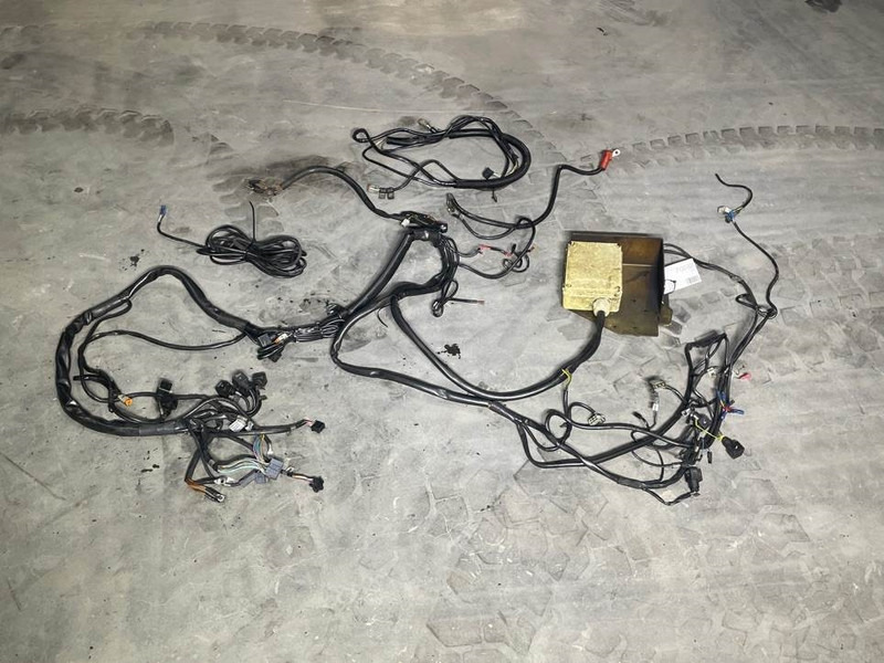 Schaeff SKL834-5110662033-Wiring harness/Kabelbaum - Système électrique pour Engins de chantier: photos 2 Schaeff SKL834-5110662033-Wiring harness/Kabelbaum - Système électrique pour Engins de chantier: photos 2