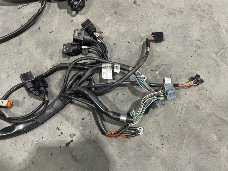 Schaeff SKL834-5110662033-Wiring harness/Kabelbaum - Système électrique pour Engins de chantier: photos 5 Schaeff SKL834-5110662033-Wiring harness/Kabelbaum - Système électrique pour Engins de chantier: photos 5