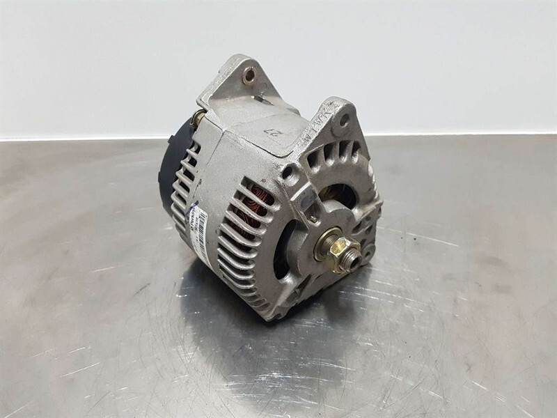 Terex Schaeff SKL873-28V 75A-Alternator/Lichtmaschine/Dynamo - Moteur pour Engins de chantier: photos 1 Terex Schaeff SKL873-28V 75A-Alternator/Lichtmaschine/Dynamo - Moteur pour Engins de chantier: photos 1