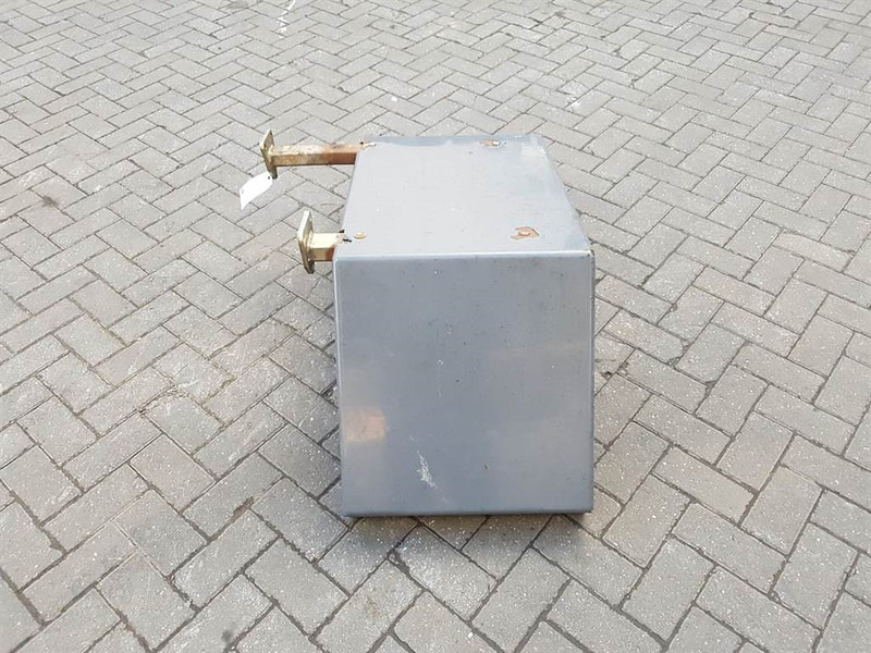 Terex TL210-0457002032/6457002032-Mud guard/Kotfluegel - Frame/ Châssis pour Engins de chantier: photos 3 Terex TL210-0457002032/6457002032-Mud guard/Kotfluegel - Frame/ Châssis pour Engins de chantier: photos 3