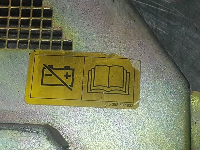 Terex TL210-5358609832-Hood/Haube/Kap - Frame/ Châssis pour Engins de chantier: photos 5 Terex TL210-5358609832-Hood/Haube/Kap - Frame/ Châssis pour Engins de chantier: photos 5