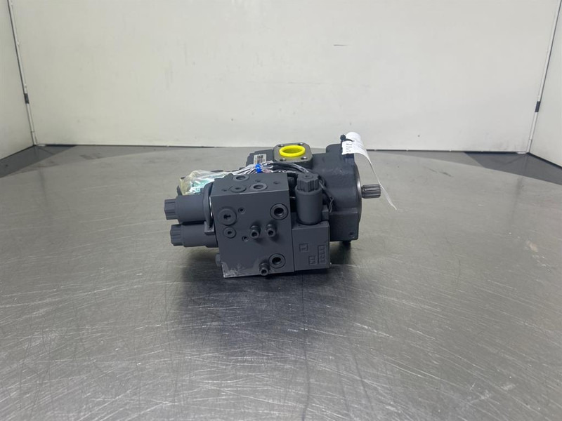 Terex/Yanmar -Nachi PVD-0B-18BP-A8G5-5194C-Load se - Hydraulique pour Engins de chantier: photos 1 Terex/Yanmar -Nachi PVD-0B-18BP-A8G5-5194C-Load se - Hydraulique pour Engins de chantier: photos 1