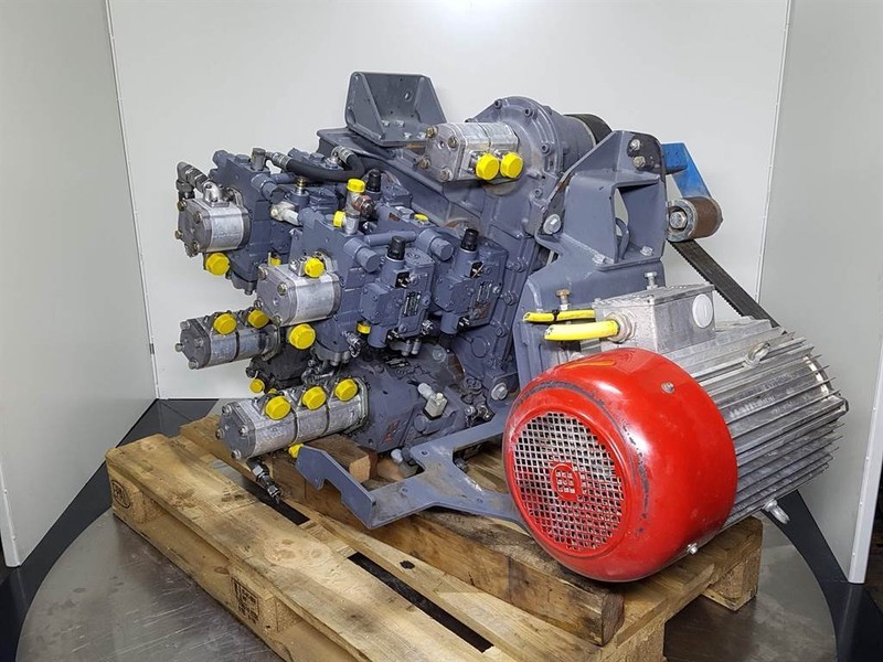 Vögele SUPER 1600/1603/1800/1803- 2031320 -Transmission - Boîte de vitesse et pièces pour Engins de chantier: photos 2 Vögele SUPER 1600/1603/1800/1803- 2031320 -Transmission - Boîte de vitesse et pièces pour Engins de chantier: photos 2