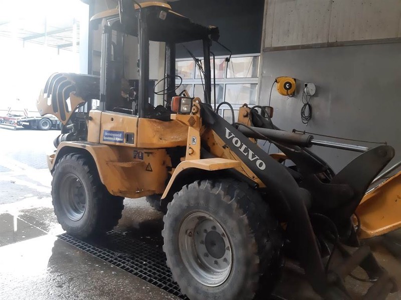 Volvo L 30 B-Z / SX (For parts) - Chargeuse sur pneus: photos 4 Volvo L 30 B-Z / SX (For parts) - Chargeuse sur pneus: photos 4