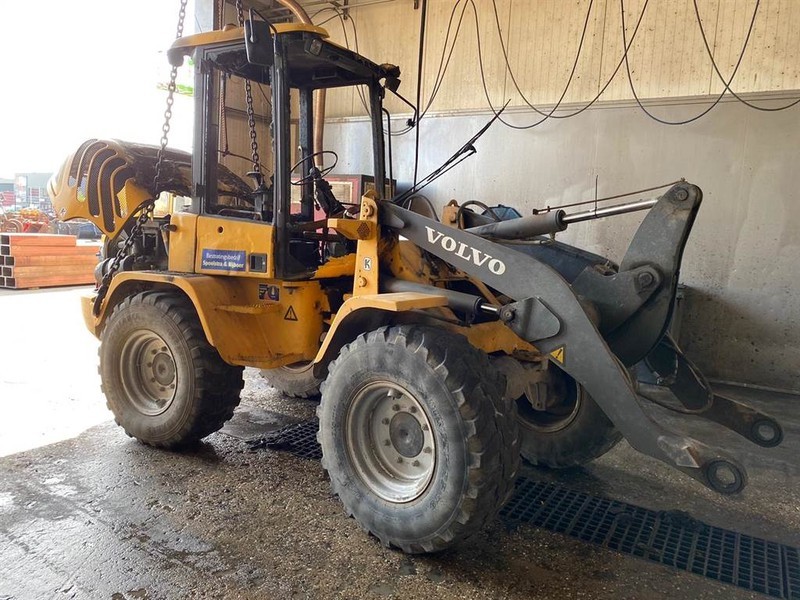Volvo L 30 B-Z / SX (For parts) - Chargeuse sur pneus: photos 2 Volvo L 30 B-Z / SX (For parts) - Chargeuse sur pneus: photos 2