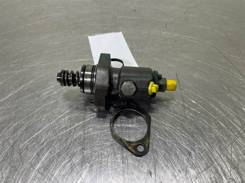 Volvo L30B-Deutz TD2011L04I-04286967-Fuel injection pump - Moteur pour Engins de chantier: photos 1 Volvo L30B-Deutz TD2011L04I-04286967-Fuel injection pump - Moteur pour Engins de chantier: photos 1