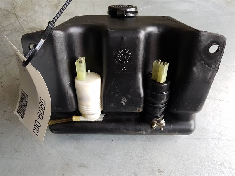 Volvo L30B - ZM2801189 - Tank/Behälter/Reservoir - Cabine et intérieur pour Engins de chantier: photos 1 Volvo L30B - ZM2801189 - Tank/Behälter/Reservoir - Cabine et intérieur pour Engins de chantier: photos 1