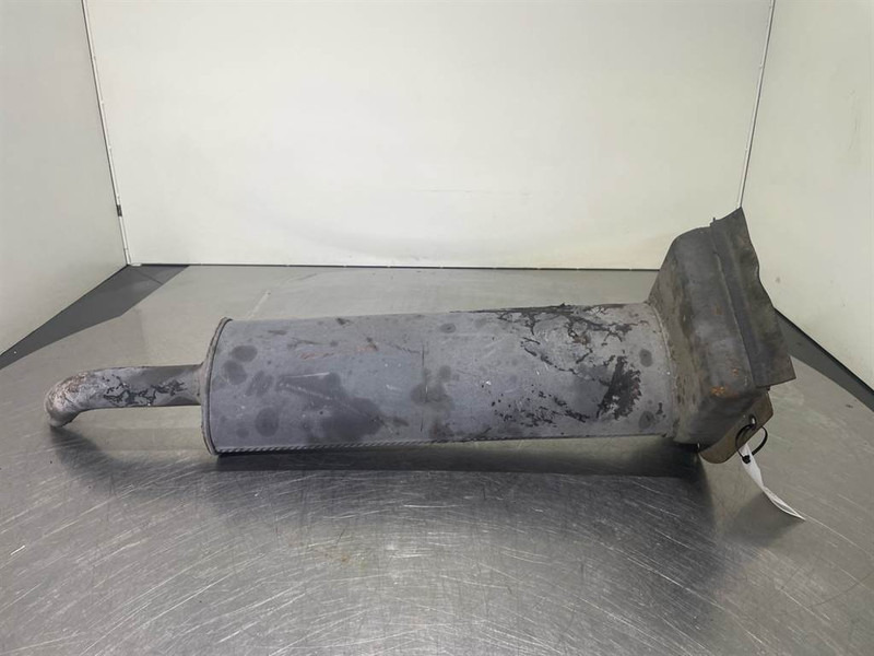 Volvo L30B-ZM2810936/ZM2878810-Exhaust/Auspuff/Uitlaat - Moteur pour Engins de chantier: photos 3 Volvo L30B-ZM2810936/ZM2878810-Exhaust/Auspuff/Uitlaat - Moteur pour Engins de chantier: photos 3