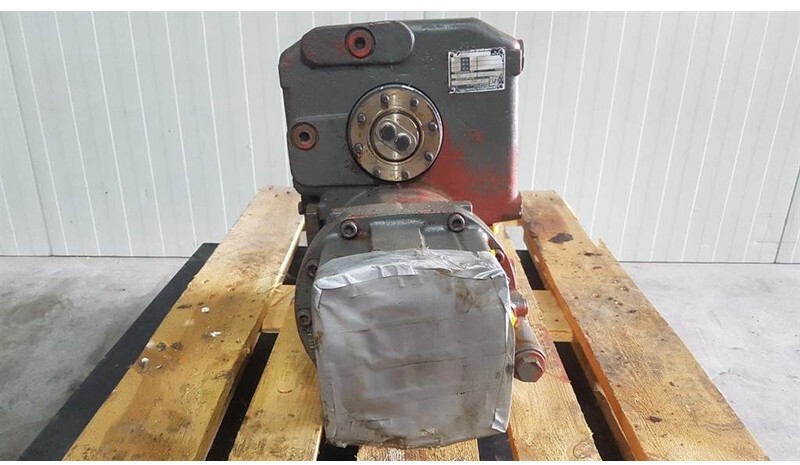 ZF 2HL - 100 - Zeppelin ZM15 - Transmission/Getriebe - Boîte de vitesse et pièces pour Engins de chantier: photos 4 ZF 2HL - 100 - Zeppelin ZM15 - Transmission/Getriebe - Boîte de vitesse et pièces pour Engins de chantier: photos 4