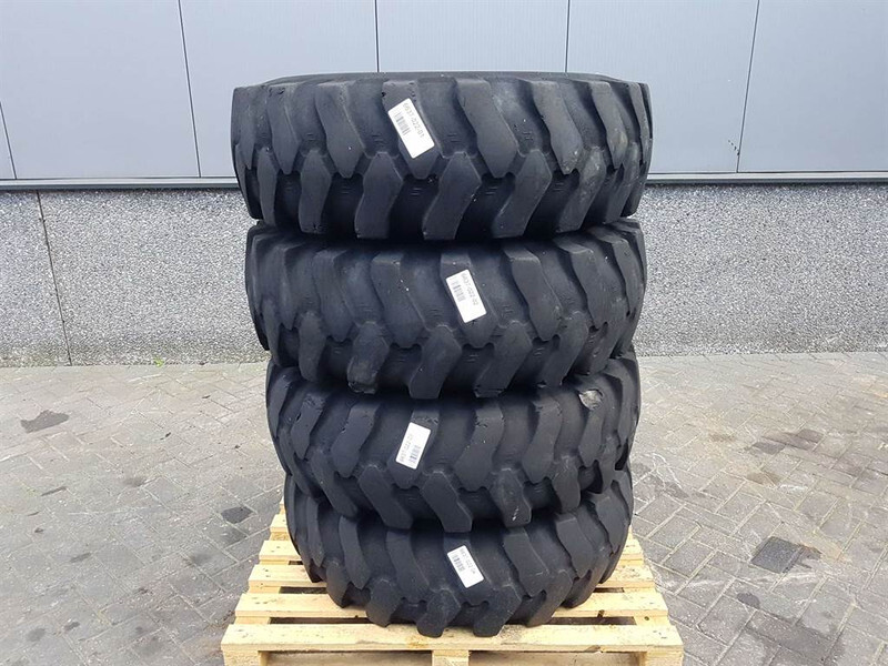 Zettelmeyer Mitas 14.5-20-Tire/Reifen/Band - Pneus et jantes pour Engins de chantier: photos 1 Zettelmeyer Mitas 14.5-20-Tire/Reifen/Band - Pneus et jantes pour Engins de chantier: photos 1