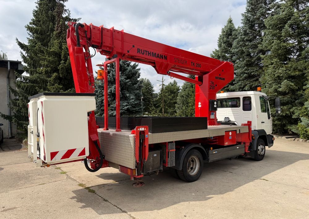 MAN L2000 | Ruthmann TK250 - Camion avec nacelle: photos 4 MAN L2000 | Ruthmann TK250 - Camion avec nacelle: photos 4