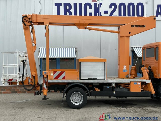 MAN 8.163 Ruthmann 17.3 m Arbeitshöhe 10 m seitlich - Camion avec nacelle: photos 5 MAN 8.163 Ruthmann 17.3 m Arbeitshöhe 10 m seitlich - Camion avec nacelle: photos 5