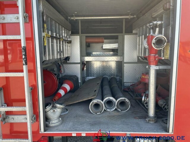 Mercedes-Benz 814 D Metz Feuerwehr inkl Löschpumpe 9 Sitzer - Fourgon, Utilitaire double cabine: photos 4 Mercedes-Benz 814 D Metz Feuerwehr inkl Löschpumpe 9 Sitzer - Fourgon, Utilitaire double cabine: photos 4