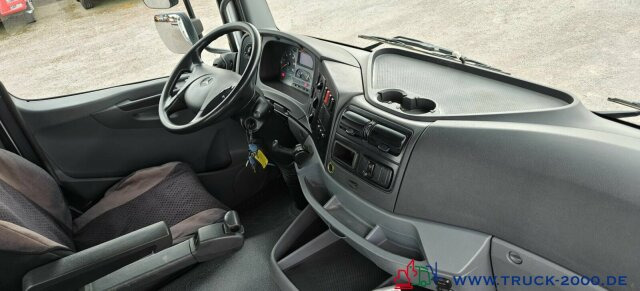 Mercedes-Benz Axor 2536 Palfinger PK 18001 HP Nur 233.964 KM - Camion plateau, Camion grue: photos 4 Mercedes-Benz Axor 2536 Palfinger PK 18001 HP Nur 233.964 KM - Camion plateau, Camion grue: photos 4