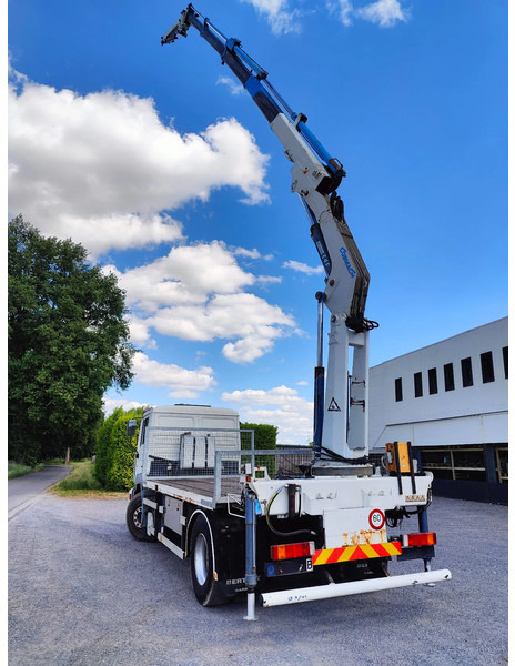 MAN 18.410 F2000 Cormach 22000 E4F + jib - Camion plateau, Camion grue: photos 2 MAN 18.410 F2000 Cormach 22000 E4F + jib - Camion plateau, Camion grue: photos 2