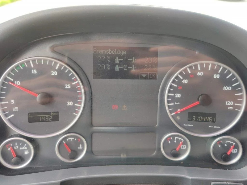 Benne à ordures ménagères MAN TGA 26.320 6x2 garbage truck ZOELLER: photos 8 Benne à ordures ménagères MAN TGA 26.320 6x2 garbage truck ZOELLER: photos 8