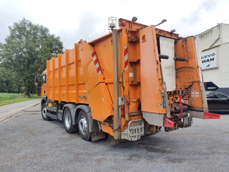 MAN TGA 26.320 6x2 garbage truck ZOELLER - Benne à ordures ménagères: photos 4 MAN TGA 26.320 6x2 garbage truck ZOELLER - Benne à ordures ménagères: photos 4