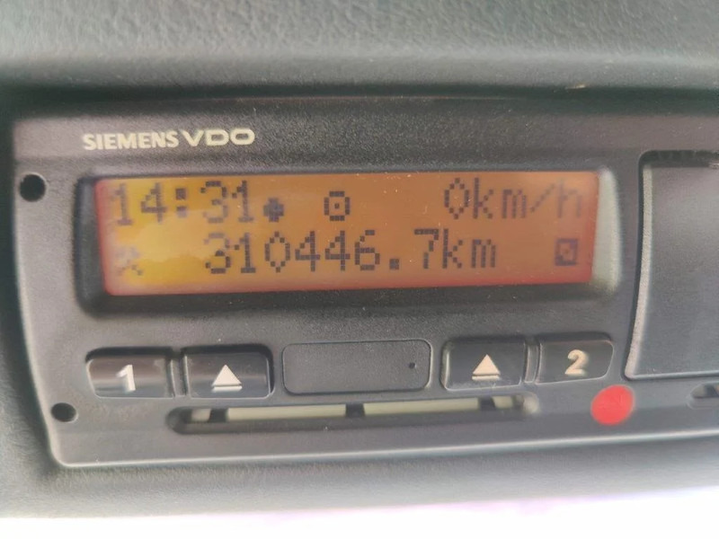 Benne à ordures ménagères MAN TGA 26.320 6x2 garbage truck ZOELLER: photos 7 Benne à ordures ménagères MAN TGA 26.320 6x2 garbage truck ZOELLER: photos 7