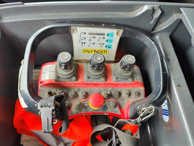 MAN TGL 12.250 City-Abroller Container + Palfinger PK5001 Remote - Camion ampliroll, Camion grue: photos 5 MAN TGL 12.250 City-Abroller Container + Palfinger PK5001 Remote - Camion ampliroll, Camion grue: photos 5