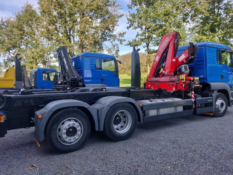 MAN Wij zoeken vrachtwagens / kranen / containersystemen - Camion fourgon: photos 2 MAN Wij zoeken vrachtwagens / kranen / containersystemen - Camion fourgon: photos 2