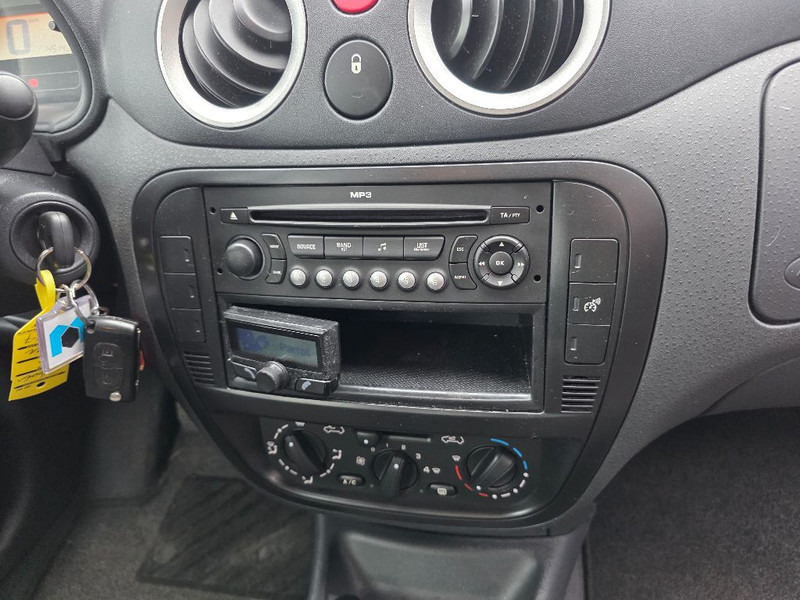 Camion Citroën C3: photos 19 Camion Citroën C3: photos 19