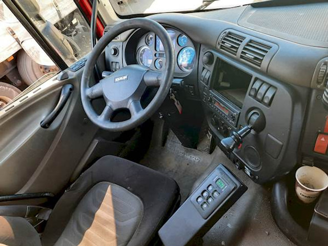 DAF CF75.310 6X2 - Châssis cabine: photos 3 DAF CF75.310 6X2 - Châssis cabine: photos 3