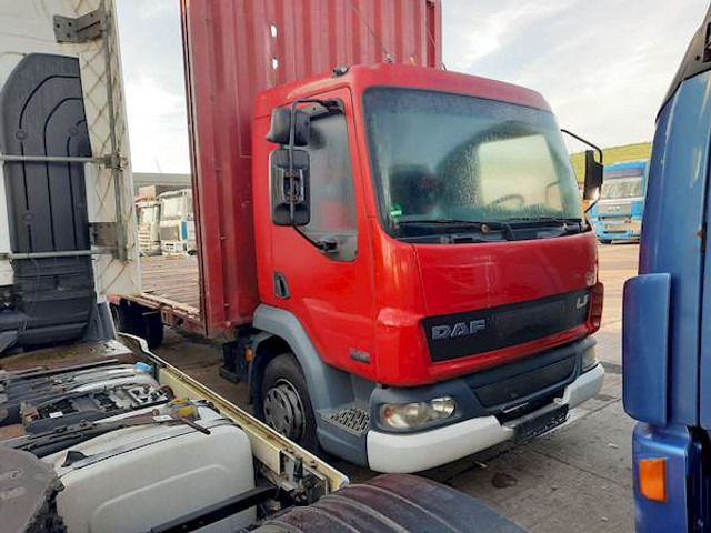 DAF LF45.180 - Châssis cabine: photos 4 DAF LF45.180 - Châssis cabine: photos 4