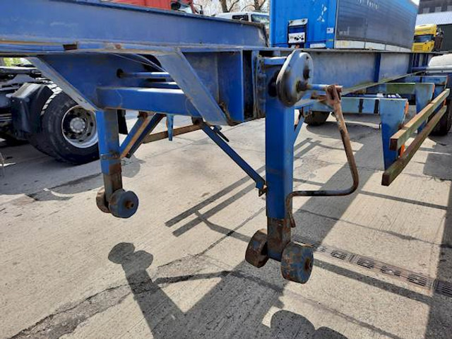 Semi-remorque porte-conteneur/ Caisse mobile MC ELVANEY MOTORS LTD 40FT: photos 6