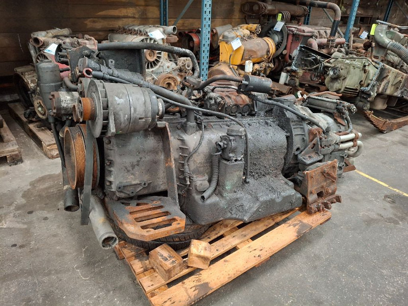 Mercedes-Benz OM457hLA - Moteur: photos 1 Mercedes-Benz OM457hLA - Moteur: photos 1