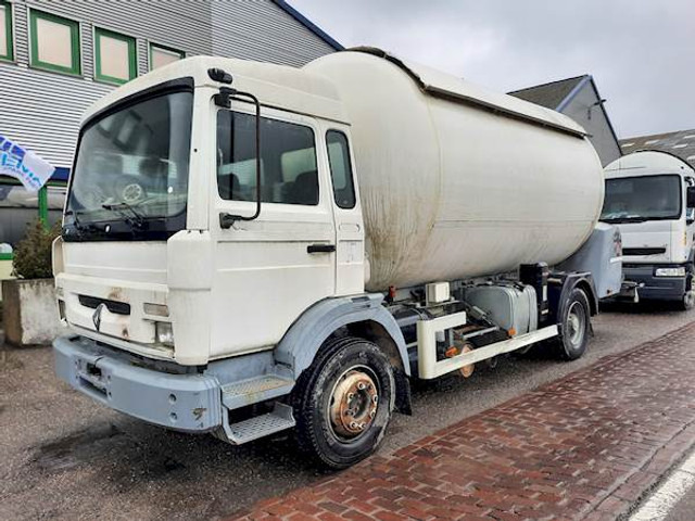 Renault MIDLINER M210 GAS / LPG - Camion citerne: photos 1 Renault MIDLINER M210 GAS / LPG - Camion citerne: photos 1