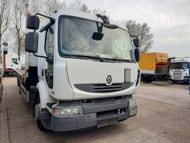 Renault MIDLUM 220 - Châssis cabine: photos 3 Renault MIDLUM 220 - Châssis cabine: photos 3