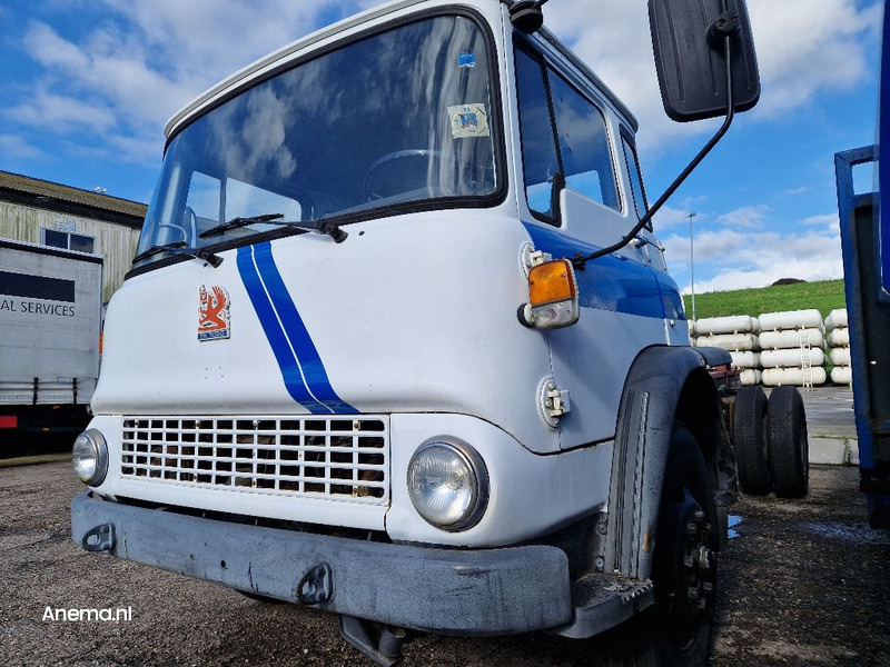 Bedford TK 1020 - Tracteur routier: photos 1 Bedford TK 1020 - Tracteur routier: photos 1