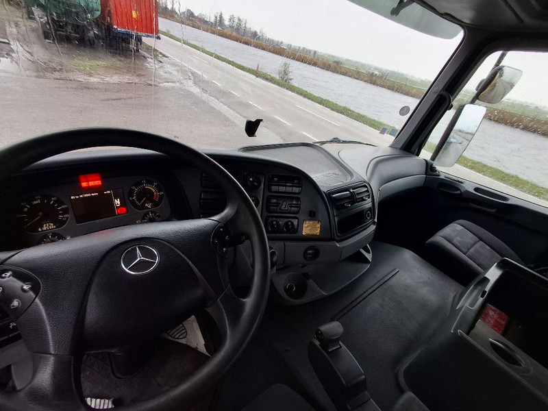 Mercedes-Benz ACTROS 2041 AS 4x4 - Tracteur routier: photos 3 Mercedes-Benz ACTROS 2041 AS 4x4 - Tracteur routier: photos 3