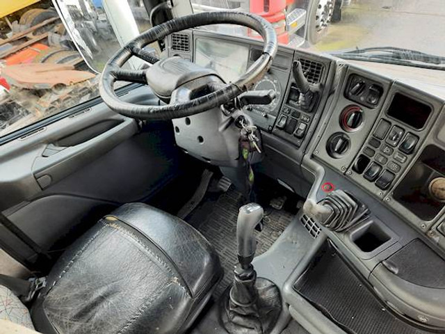 Scania R 124 LA 440 - Tracteur routier: photos 5 Scania R 124 LA 440 - Tracteur routier: photos 5