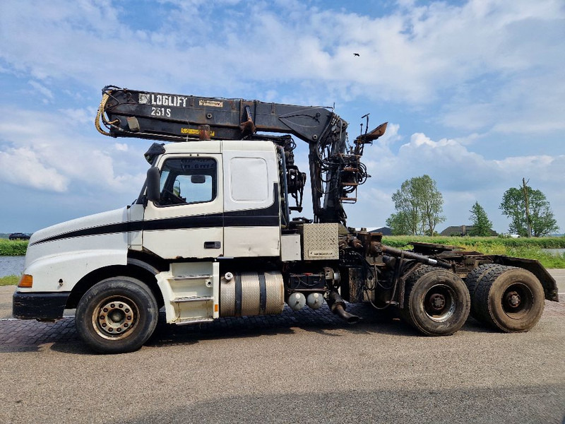 Volvo NH12.460 - Tracteur routier: photos 2 Volvo NH12.460 - Tracteur routier: photos 2