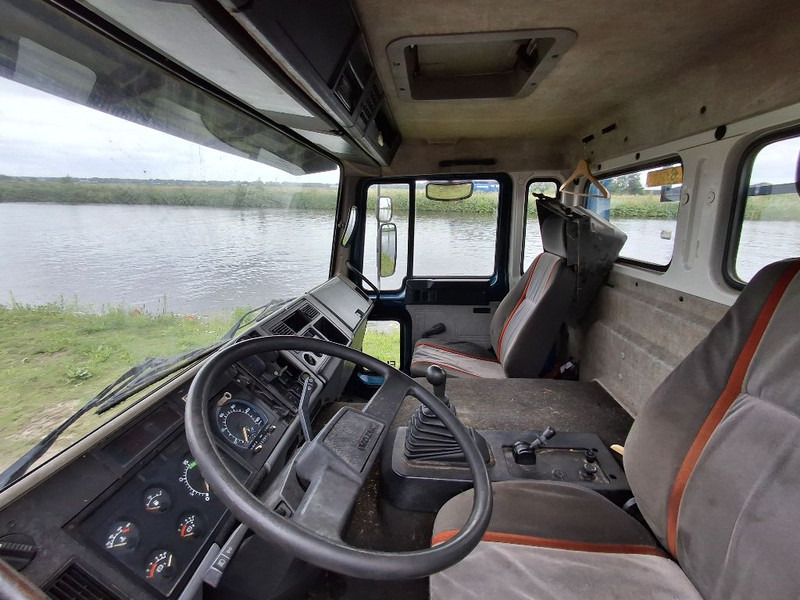 Châssis cabine Volvo FL611: photos 14