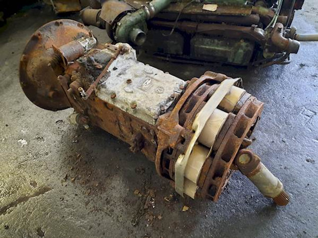 ZF S6-90+GV-90 - Boîte de vitesse pour Bus: photos 2 ZF S6-90+GV-90 - Boîte de vitesse pour Bus: photos 2